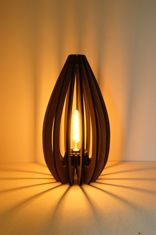 De grote Tulp houten design tafellamp in Walnoot met zwarte rand afwerking, 27×27×50 cm